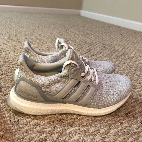 RARE ULTRABOOST REIGNING CHAMPS NWT ⭐️ - Picture 5 of 6